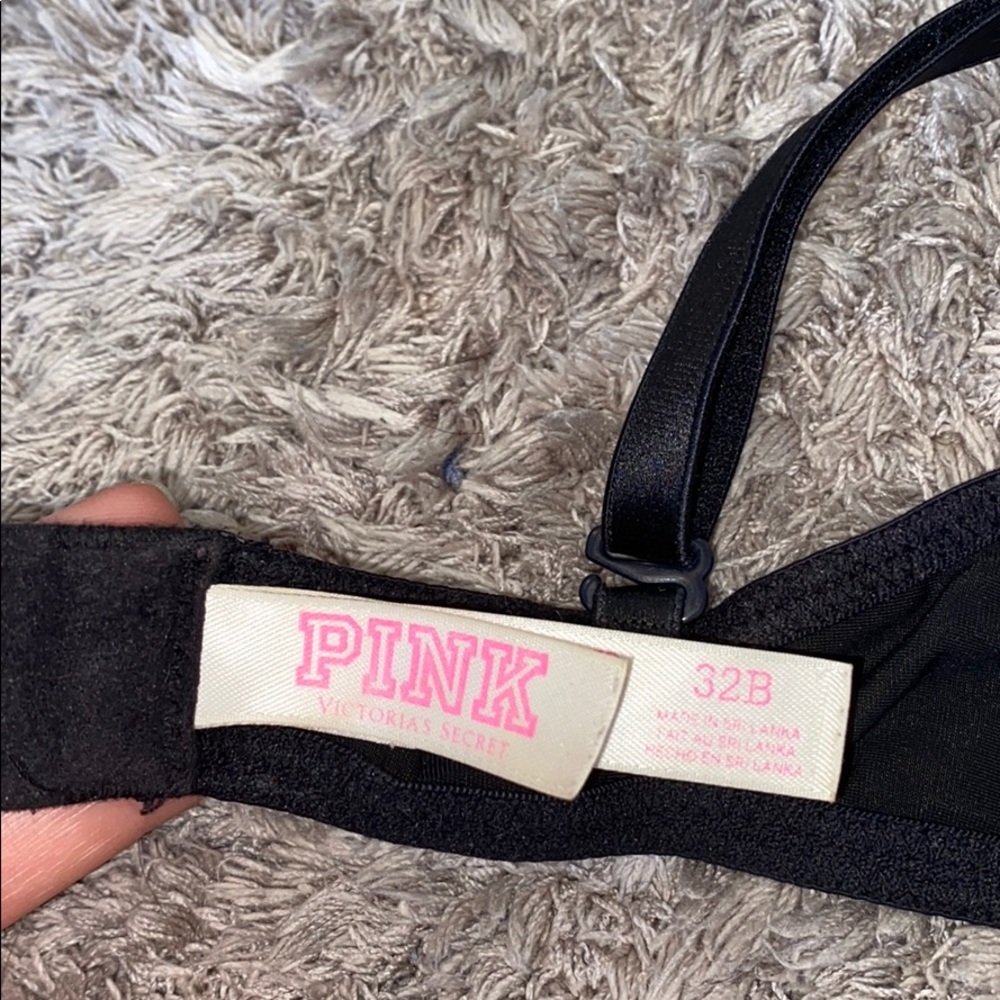 VS Pink Bra - Picture 3 of 3
